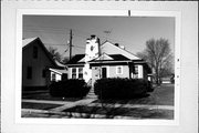 931 LYNDON ST 931 LYNDON ST, a Bungalow house, built in Green Bay, Wisconsin in 1934.