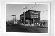 1001 MAIN ST, a Commercial Vernacular small retail building, built in Green Bay, Wisconsin in 1908.