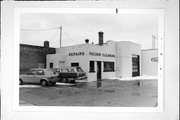 1200 E MASON ST, a Commercial Vernacular gas station/service station, built in Green Bay, Wisconsin in .