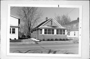 1447 E MASON ST 1447 E MASON ST, a Front Gabled house, built in Green Bay, Wisconsin in 1892.