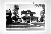 702 MATHER ST, a American Foursquare house, built in Green Bay, Wisconsin in 1910.