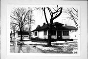 108 OAK ST, a Bungalow house, built in Green Bay, Wisconsin in 1920.