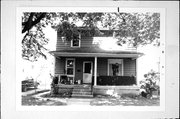 830 OREGON ST 830 OREGON ST, a American Foursquare house, built in Green Bay, Wisconsin in 1904.