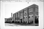 857-97 SCHOOL PLACE, a Astylistic Utilitarian Building industrial bldg/manufacturing facility, built in Green Bay, Wisconsin in 1917.