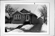 1316 SMITH ST, a Front Gabled house, built in Green Bay, Wisconsin in 1929.