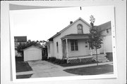 722 STUART ST, a Front Gabled house, built in Green Bay, Wisconsin in 1913.
