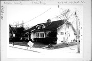 607 W WALNUT ST 607 W WALNUT ST, a Craftsman house, built in Green Bay, Wisconsin in 1921.