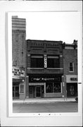 119 S WASHINGTON ST, a Commercial Vernacular small retail building, built in Green Bay, Wisconsin in 1905.