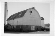 CHIPPEWA COUNTY FARM, a Astylistic Utilitarian Building barn, built in Eagle Point, Wisconsin in 1924.