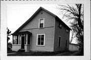 32 JEFFERSON AVE, a Front Gabled house, built in Chippewa Falls, Wisconsin in .