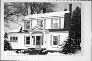 328 W MANSFIELD ST, a Dutch Colonial Revival house, built in Chippewa Falls, Wisconsin in .