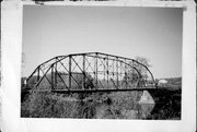 RIVER RD OVER THE BLACK RIVER, a NA (unknown or not a building) overhead truss bridge, built in Levis, Wisconsin in 1940.