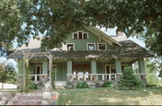 W10507 State Highway 60/524 Portage St, a Craftsman house, built in Lodi, Wisconsin in 1915.