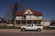 138 LODI ST, a Queen Anne house, built in Lodi, Wisconsin in 1892.