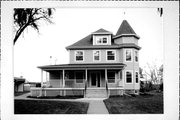 515 FAIR ST, a Queen Anne rectory/parsonage, built in Lodi, Wisconsin in 1907.