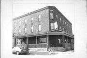 302 ONEIDA ST 302 ONEIDA ST, a Commercial Vernacular lodging-hotel, built in Portage, Wisconsin in 1918.