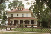 511 N CENTER ST 511 N CENTER ST, a American Foursquare house, built in Beaver Dam, Wisconsin in .