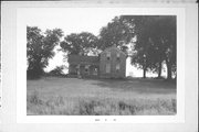 W SIDE OF BARRY RD .2 MI S OF LONG RD, a Gabled Ell house, built in Shields, Wisconsin in .