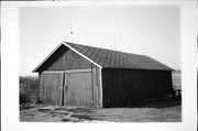 N897 WILEY RD, a Astylistic Utilitarian Building machine shed, built in Lebanon, Wisconsin in 1900.