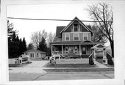 316 WASHINGTON ST, a Queen Anne house, built in Horicon, Wisconsin in 1900.