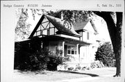 510 E OAK ST, a Queen Anne house, built in Juneau, Wisconsin in .