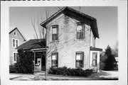 617 N CHURCH ST, a Gabled Ell house, built in Watertown, Wisconsin in 1860.
