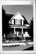 806 E DIVISION ST 806 E DIVISION ST, a Bungalow house, built in Watertown, Wisconsin in .