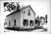 218 LOUNSBURY ST, a Gabled Ell house, built in Watertown, Wisconsin in .
