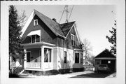 309 N MONTGOMERY ST, a Cross Gabled house, built in Watertown, Wisconsin in .