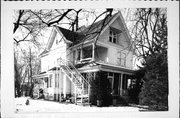 516 N WASHINGTON ST, a Queen Anne house, built in Watertown, Wisconsin in 1895.