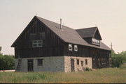 Zachow, William, Farmstead, a Building.