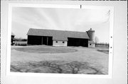 9668 HIGHWAY 57, a Astylistic Utilitarian Building barn, built in Liberty Grove, Wisconsin in 1930.