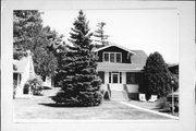 10084 N WATER ST, a Bungalow house, built in Ephraim, Wisconsin in 1932.