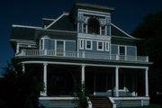 201 E 7TH ST, a Queen Anne house, built in Superior, Wisconsin in 1898.