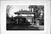 809 E 5TH ST, a Prairie School house, built in Superior, Wisconsin in 1914.