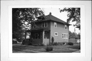 2010 MARYLAND AVE, a American Foursquare house, built in Superior, Wisconsin in 1922.