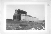 SUPERIOR HARBOR, ST LOUIS BAY, E OF THE MIDWEST ENERGY COAL TERMINAL, a Astylistic Utilitarian Building grain elevator/feed mill, built in Superior, Wisconsin in 1900.