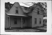 1614 DOUGLAS ST NE, a Gabled Ell house, built in Menomonie, Wisconsin in 1880.