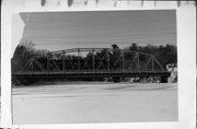MEADOW HILL DR, a NA (unknown or not a building) overhead truss bridge, built in Menomonie, Wisconsin in 1925.