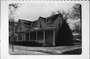 1014 WILSON AVE, a Gabled Ell house, built in Menomonie, Wisconsin in 1885.