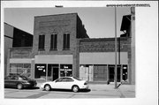 208 EAU CLAIRE ST, a Commercial Vernacular retail building, built in Eau Claire, Wisconsin in 1875.
