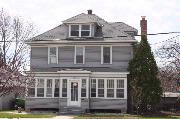 523 BROAD ST 523 BROAD ST, a American Foursquare house, built in Menasha, Wisconsin in 1905.