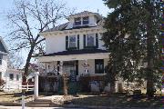 333 E JACKSON ST 333 E JACKSON ST, a American Foursquare house, built in Ripon, Wisconsin in 1907.