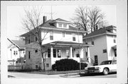 471 S MAIN ST 471 S MAIN ST, a American Foursquare house, built in Fond du Lac, Wisconsin in 1920.