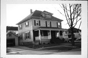 286 S MARR ST 286 S MARR ST, a American Foursquare house, built in Fond du Lac, Wisconsin in 1910.