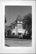 105 W CHURCH ST 105 W CHURCH ST, a Queen Anne house, built in Oakfield, Wisconsin in 1890.