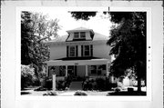 333 E JACKSON ST 333 E JACKSON ST, a American Foursquare house, built in Ripon, Wisconsin in 1907.