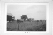 LAKE BERNICE DR, WEST SIDE, .1 MILE S OF SCENIC DR, a Gabled Ell house, built in Ashford, Wisconsin in .