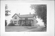 PRIEPKE RD, NORTH SIDE, .1 MILE NE OF COUNTY HIGHWAY Y, a Gabled Ell house, built in Lamartine, Wisconsin in .