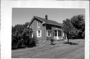 N10826 US HIGHWAY 151, a Side Gabled house, built in Calumet, Wisconsin in 1848.